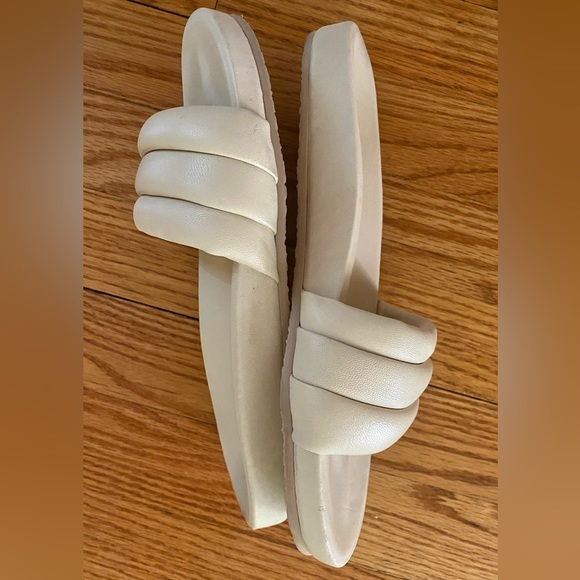 Seychelles - Low Key Slide Sandals - Picture 4 of 6